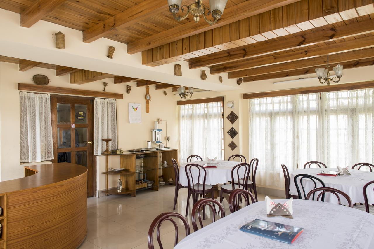 Oyo 2402 Hotel Highwinds Shillong Exterior foto